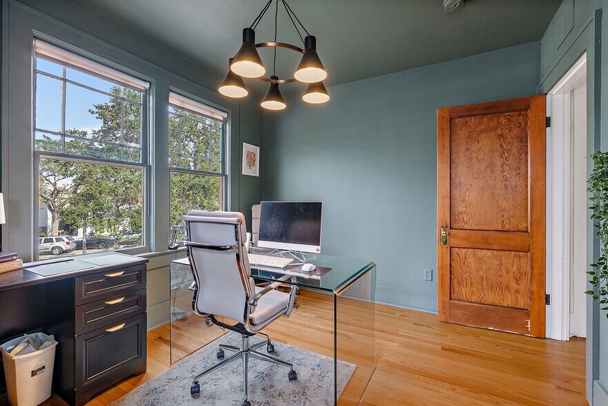 More Photos Of 2632 Central Ave, Saint Petersburg Office Residential For Sale