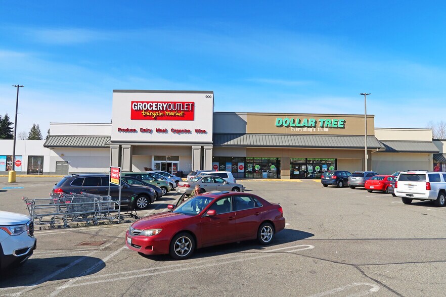 More Photos Of 900 Meridian Ave E, Milton General Retail For Lease