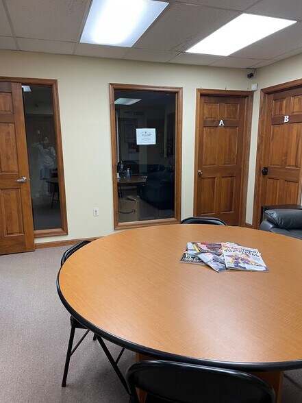 More Photos Of 4330 Ridgewood Center Dr, Woodbridge Coworking Space