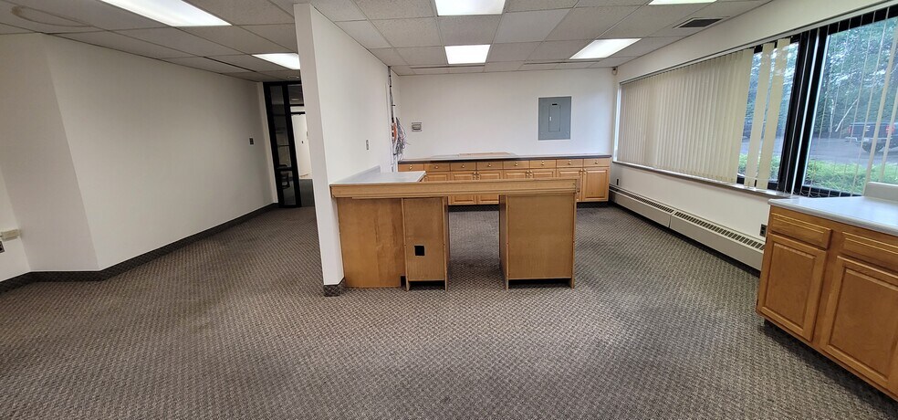 More Photos Of 350 Laird St, Wilkes Barre Office For Lease