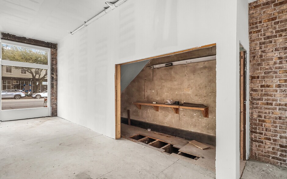 More Photos Of 351 Martin Luther King Jr Blvd, Savannah Storefront Retail Residential For Lease