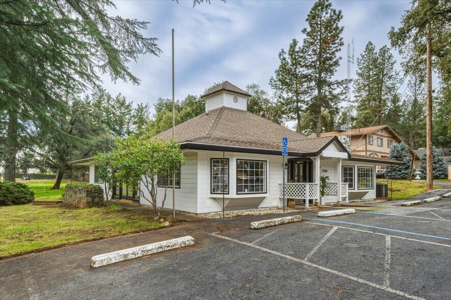 More Photos Of 11859 Tammy Way, Grass Valley Office For Sale
