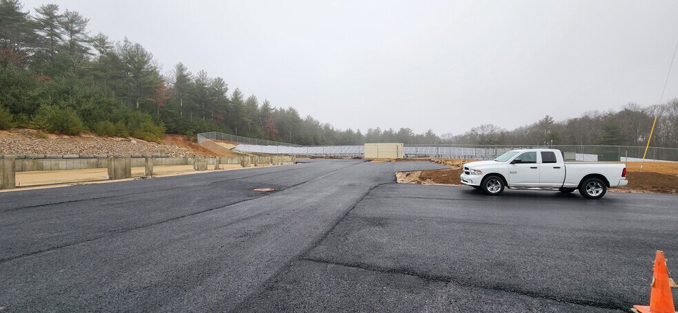 More Photos Of 41 Nooseneck Hill Rd, West Greenwich Warehouse For Lease