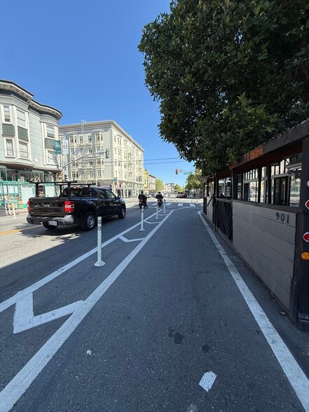 More Photos Of 911 Valencia St, San Francisco Apartments For Lease
