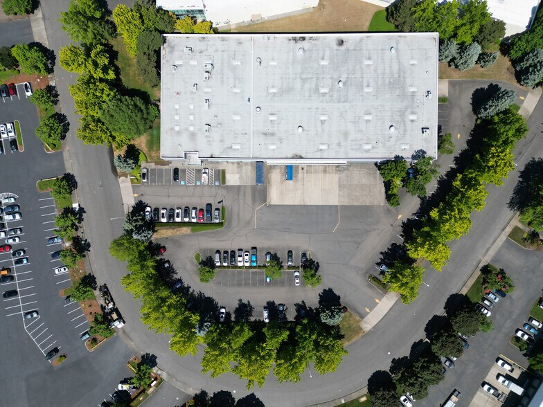 More Photos Of 6121 N Cutter Cir, Portland Warehouse For Lease