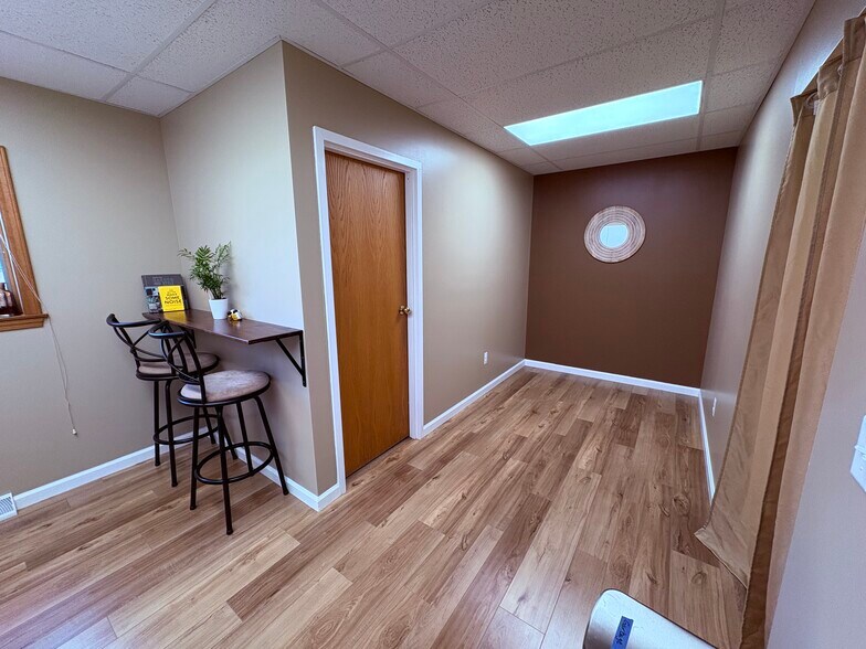 More Photos Of 822 Davison Rd, Lockport Coworking Space