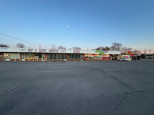 Primary Photo Of 15148 Fort Campbell Blvd, Oak Grove Storefront Retail Office For Lease