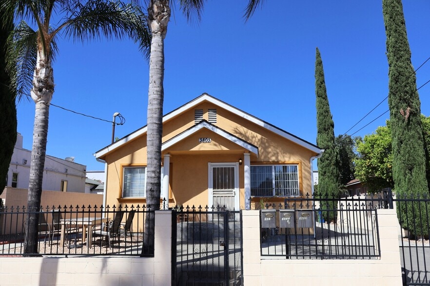 Primary Photo Of 3803 Seneca Ave, Los Angeles Apartments For Sale