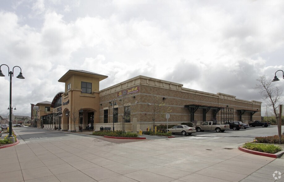 More Photos Of 1562-1570 Constitution Blvd, Salinas General Retail For Sale