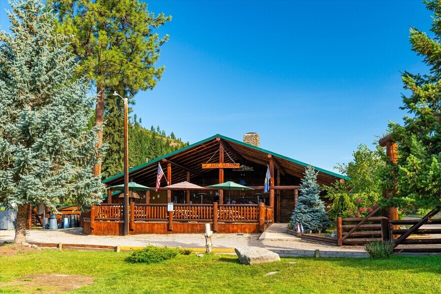 More Photos Of 7000 Graves Creek Rd, Lolo Bar For Sale