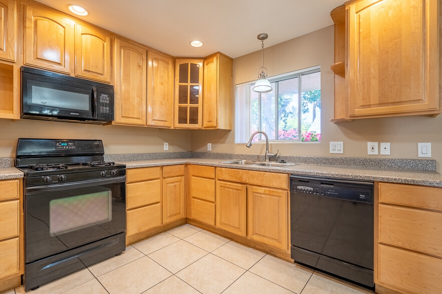 More Photos Of 4128 N 10th St, Phoenix Apartments For Sale