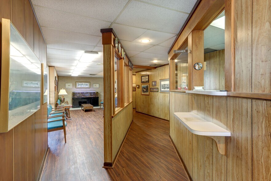 More Photos Of 835 E 65th St, Savannah Medical For Sale