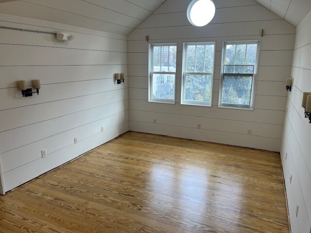 More Photos Of 208 St Marys St, Raleigh Office Residential For Sale