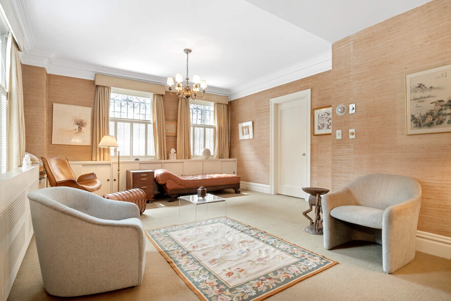 More Photos Of 910 Park Ave, New York Apartments For Sale