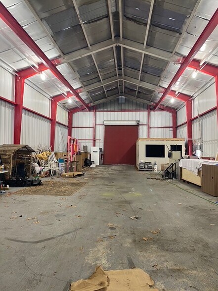 More Photos Of 61 Whittaker St, Riverside Specialty For Sale