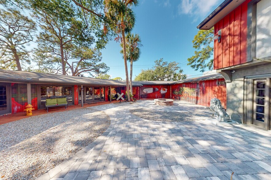 More Photos Of 3508 S Manhattan Ave, Tampa Health Club For Sale