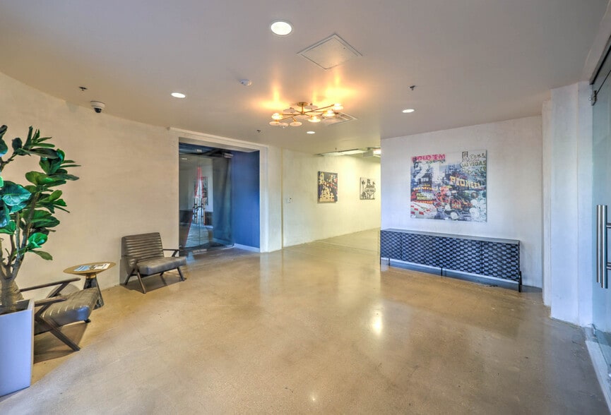 More Photos Of 730 Las Vegas Blvd S, Las Vegas General Retail For Lease