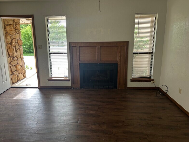More Photos Of 2903 NE Tortoise Dr, Lawton Apartments For Sale