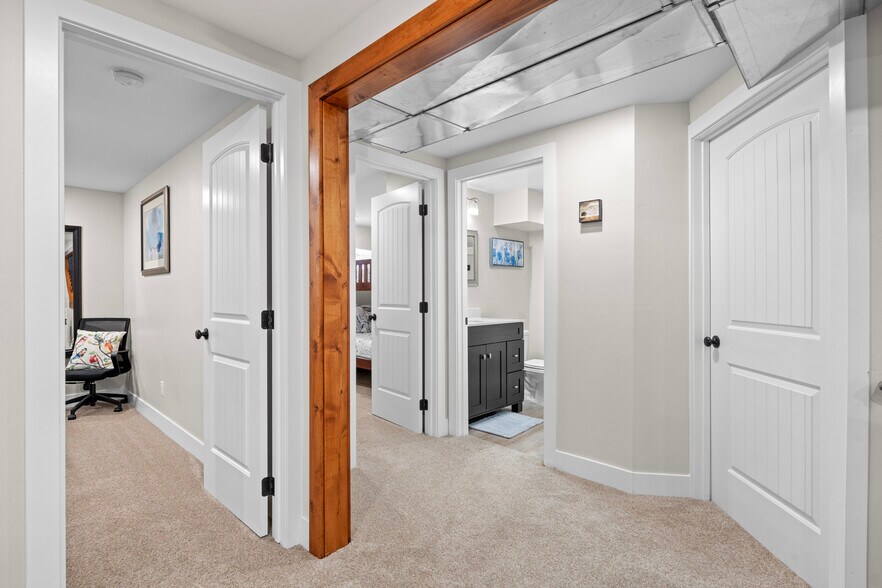 More Photos Of 207 Main St, Rexburg Office For Sale
