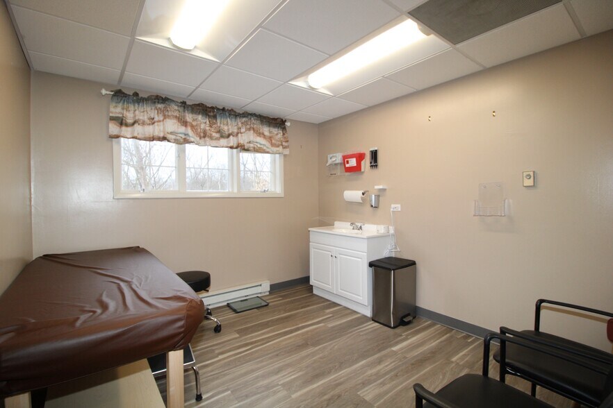 More Photos Of 1185 Mt Aetna Rd, Hagerstown Medical For Lease