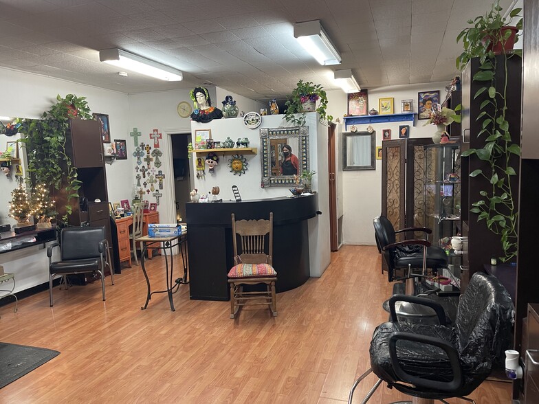 More Photos Of 902 E 18th St, National City Freestanding For Sale