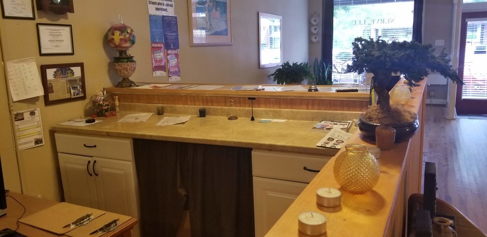 More Photos Of 110 N Main St, Greensboro Storefront For Sale