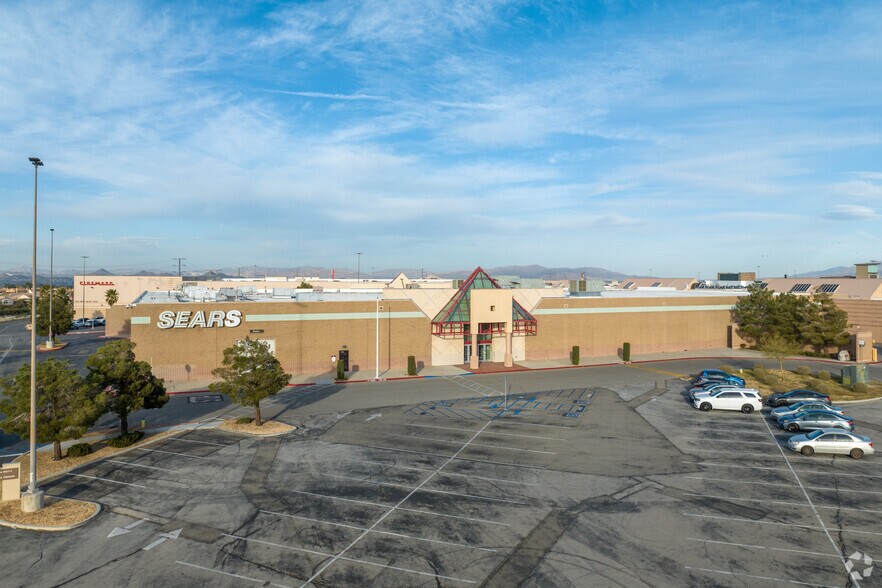 More Photos Of 14420 Bear Valley Rd, Victorville Bowling Alley For Lease
