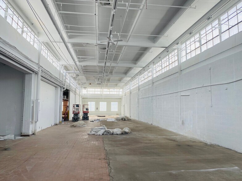 More Photos Of 812 E Ferry St, Buffalo Warehouse For Lease
