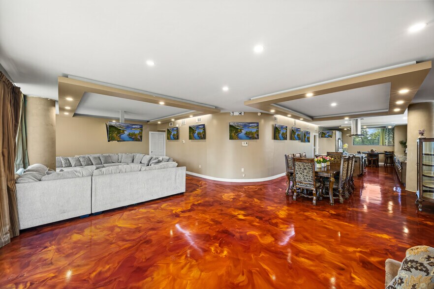 More Photos Of 4015 Luell St, Houston Specialty For Sale