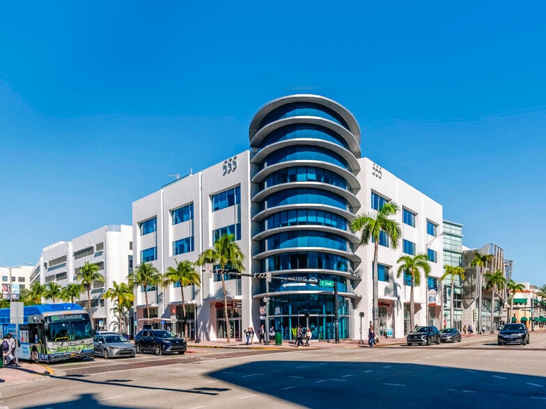 Primary Photo Of 555 Washington Ave, Miami Beach Office For Lease
