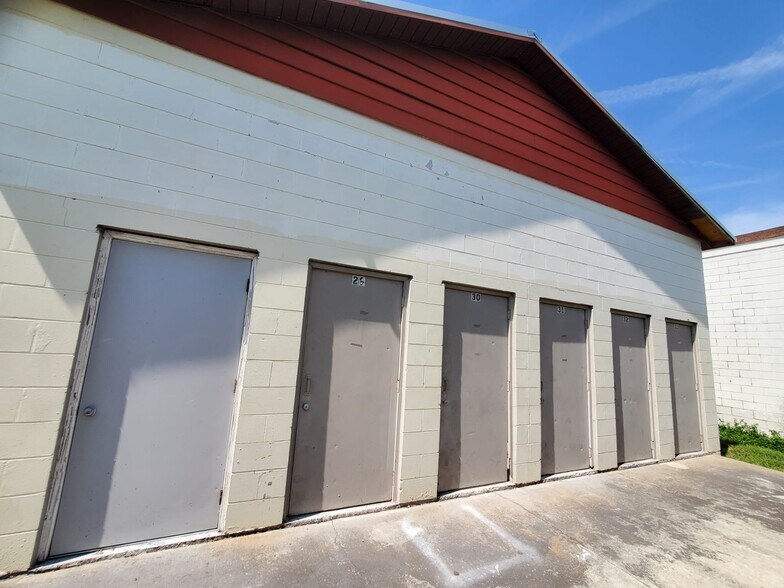 More Photos Of 3545 Recker Hwy, Winter Haven Warehouse For Sale