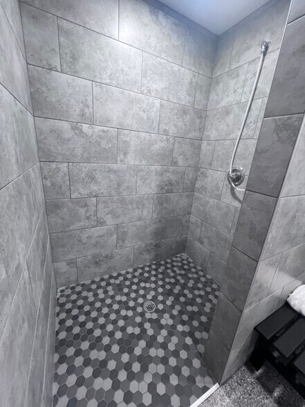 More Photos Of 32691 K99 Hwy, Alma Truck Stop For Sale