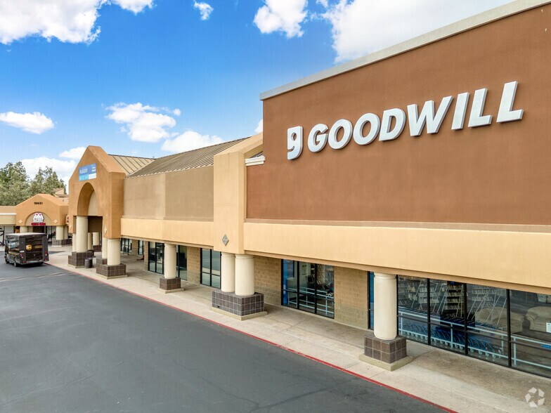 More Photos Of 18631 19th Ave, Phoenix Unknown For Lease