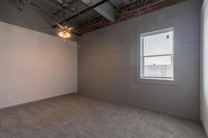 More Photos Of 612 W Texas Ave, Baytown Apartments For Sale