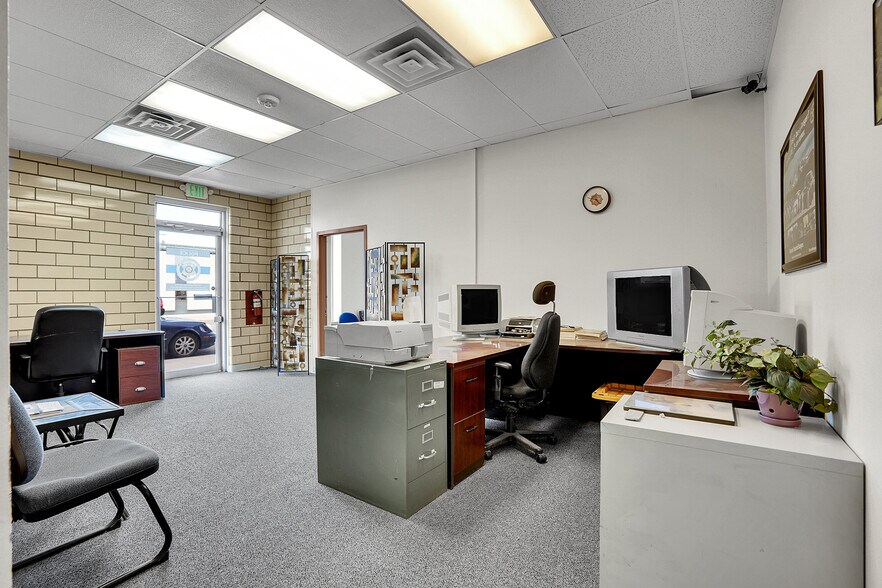 More Photos Of 330 Park Ave, Fort Lupton Office For Lease
