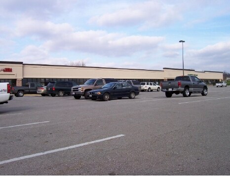 More Photos Of 548-658 E Broad St, Pataskala Storefront For Lease