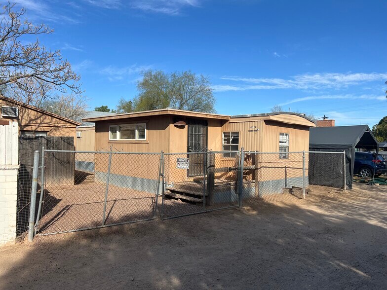 More Photos Of 3777 E Hardy Dr, Tucson Apartments For Sale
