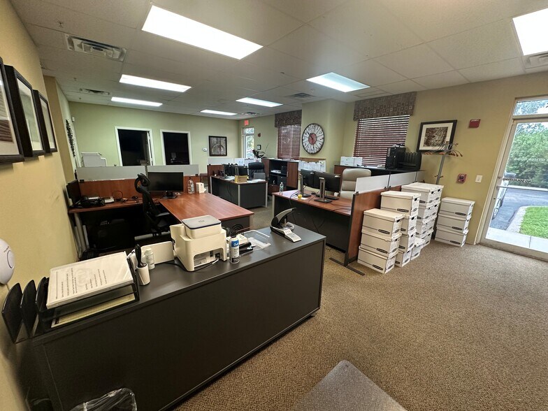 More Photos Of 2255 Sarasota Center Blvd, Sarasota Industrial For Sale