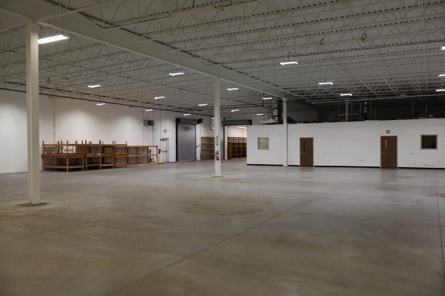 More Photos Of 706 N White Horse Pike, Magnolia Freestanding For Sale