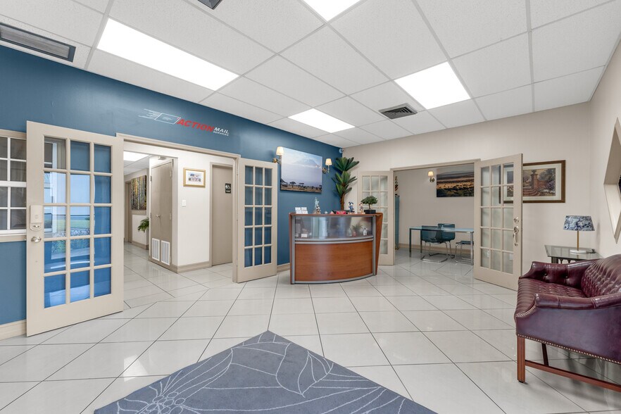 More Photos Of 2441 Orlando Central Pky, Orlando Manufacturing For Sale