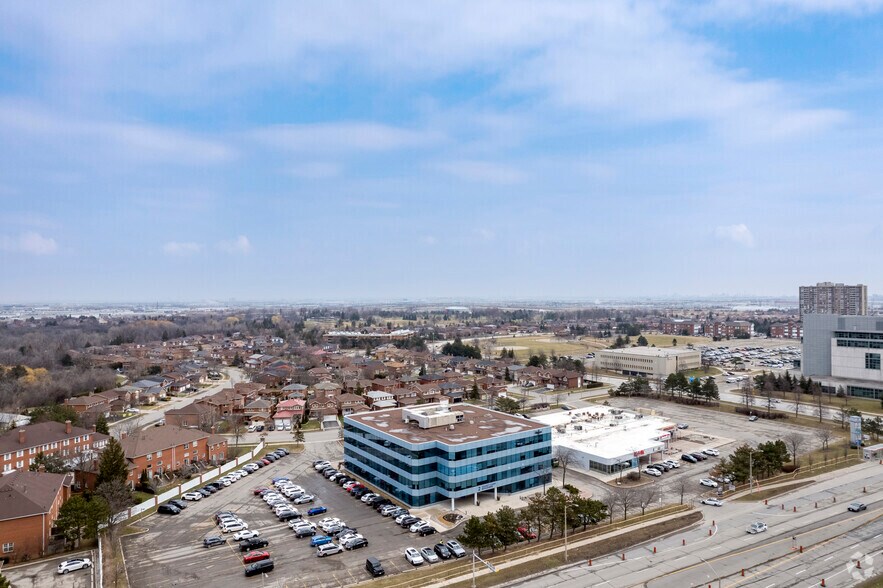More Photos Of 2 County Court Blvd, Brampton Office For Lease
