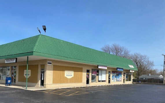 More Photos Of 5600-5649 167th St, Tinley Park Unknown For Lease