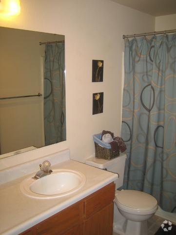 More Photos Of 2231 NE Bridgecreek Ave, Vancouver Apartments For Sale