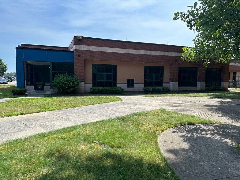 More Photos Of 51 Technology Way, West Greenwich Research And Development For Lease