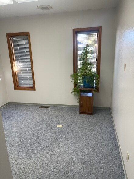 More Photos Of 345 SW 4th St, Ontario Medical For Lease