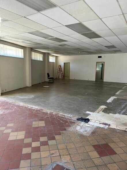 More Photos Of 3801-3805 Broadway, Oakland Office For Lease