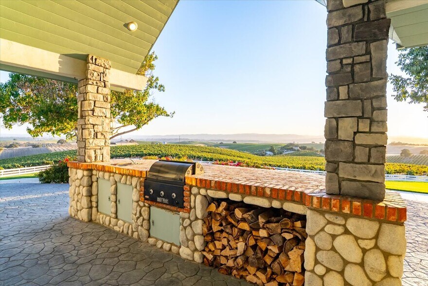 More Photos Of 8283 Cross Canyons Rd, San Miguel Winery Vineyard For Sale