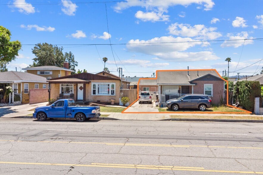 More Photos Of 1546 W 223rd St, Torrance Multifamily For Sale