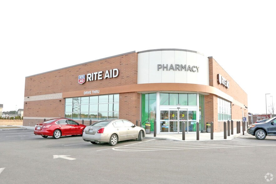 More Photos Of 6150 Old College Dr, Suffolk Drugstore For Sale