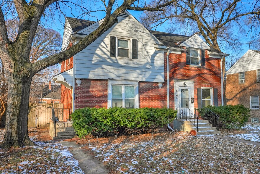 More Photos Of 8206 Highland Pl, Munster Multifamily For Sale